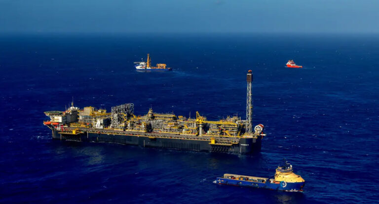 Governo inclui 393 novos blocos de petróleo na oferta de concessão