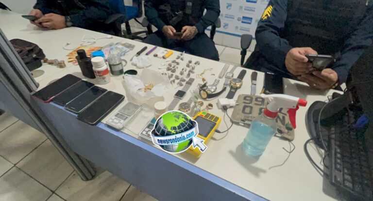 Traficante e usuária são presos com drogas em sucataria usada como boca de fumo na zona sul