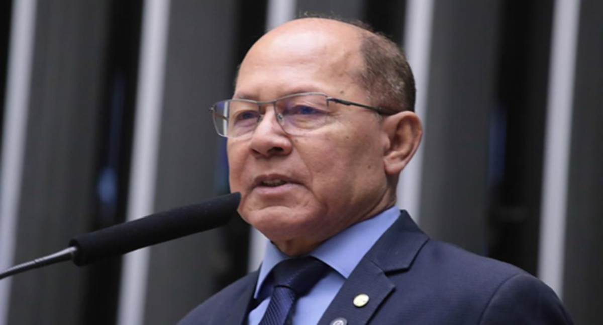 A Direita não Para: Deputados dão presente de Natal ao Brasil e revogam a lei que recriou o seguro obrigatório, antigo DPVAT