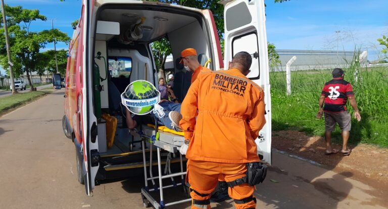 Motociclista bate em traseira de carro na Mamoré