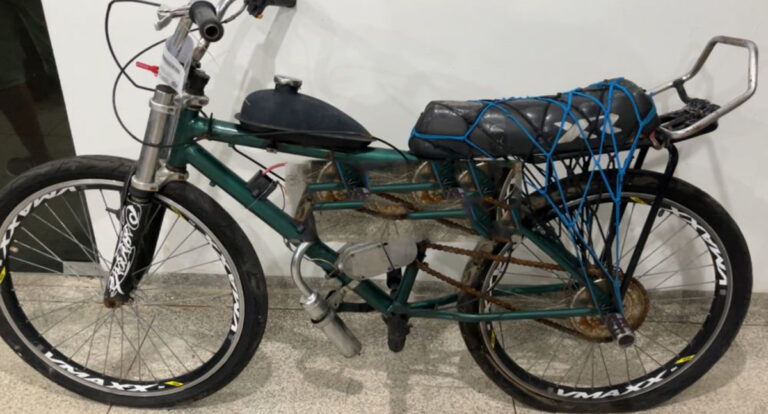 Adolescentes invadem pátio da CIRETRAN na T-02 e furtam bicicleta motorizada