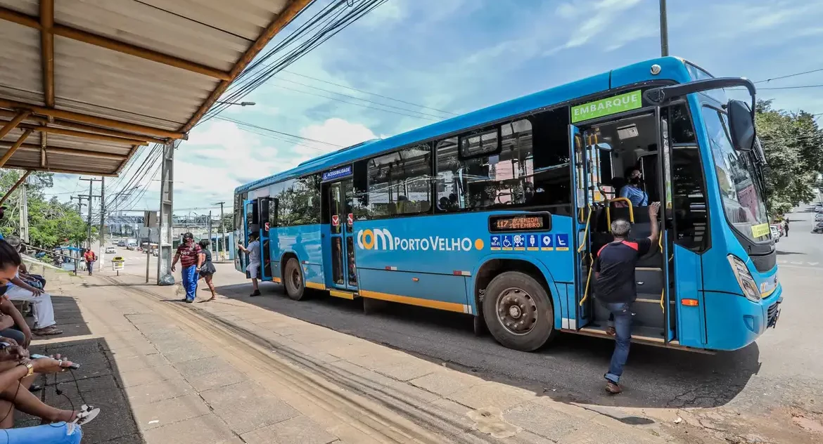 Após mais uma noite violenta, ônibus voltam a circular em Porto Velho