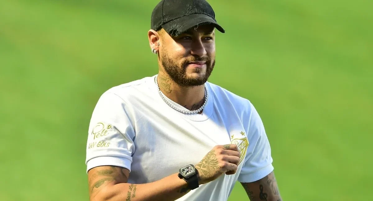 Neymar rescinde com Al Hilal e deve acertar com o Santos por seis meses
