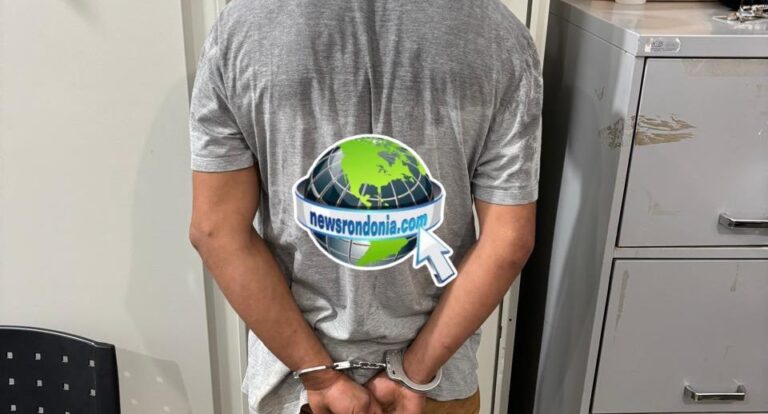 Ex-presidiário acusado de abusar de duas jovens se entrega na Policia Civil