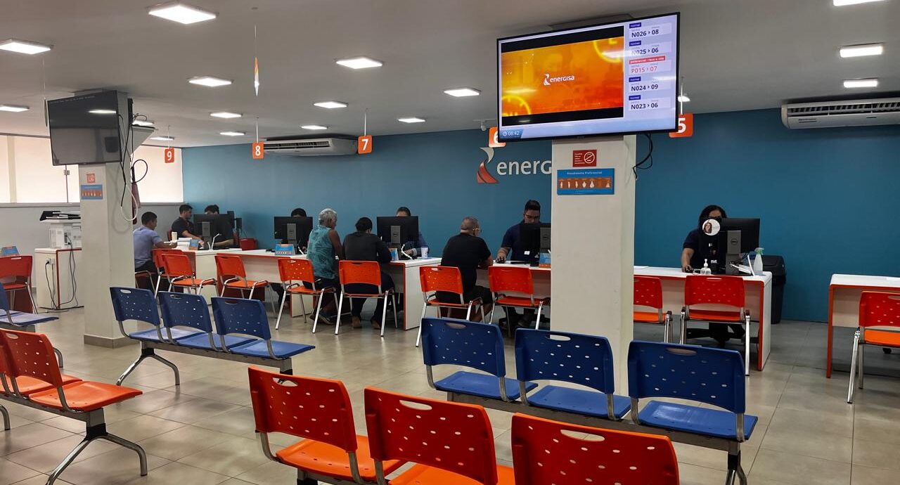 Clientes devem manter cadastro atualizado na Energisa para facilitar recebimento de informações sobre o fornecimento de energia