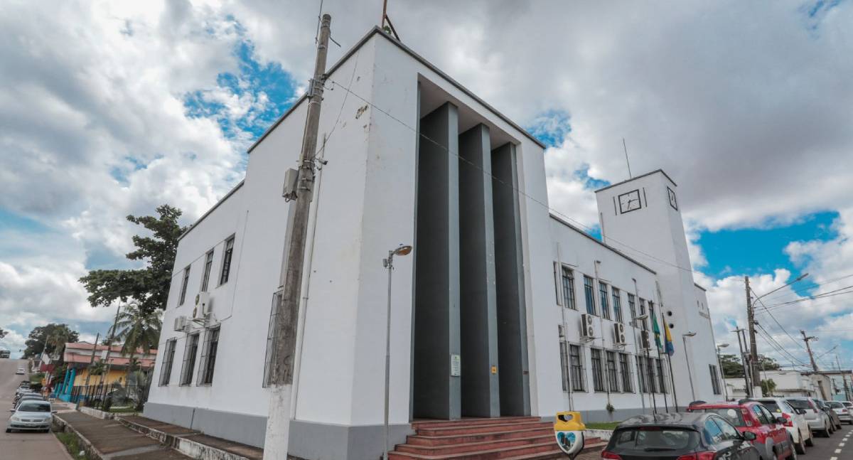Prefeito apresenta Projeto de Lei que garante pagamento de auxílio a milhares de servidores municipais - News Rondônia