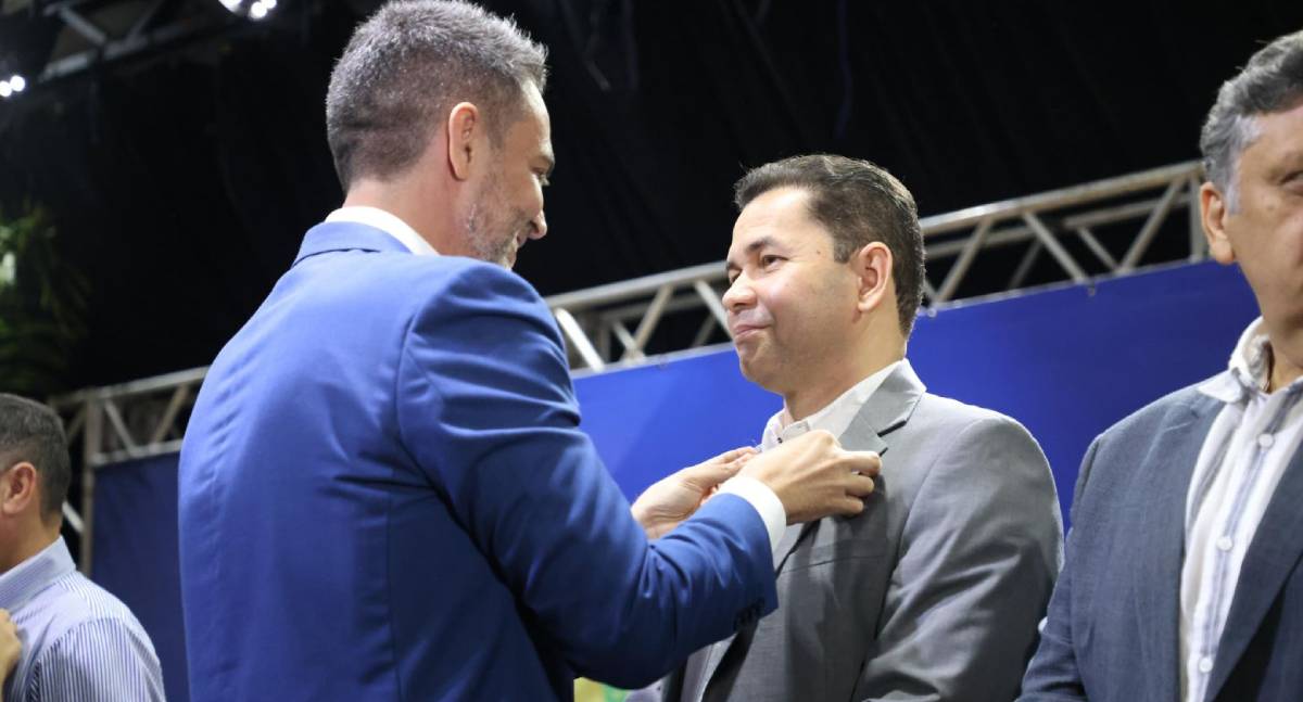 Prefeito Léo Moraes concede honraria municipal a artistas, empresários e pioneiros - News Rondônia Prefeito Léo Moraes concede honraria municipal a artistas, empresários e pioneiros - News Rondônia