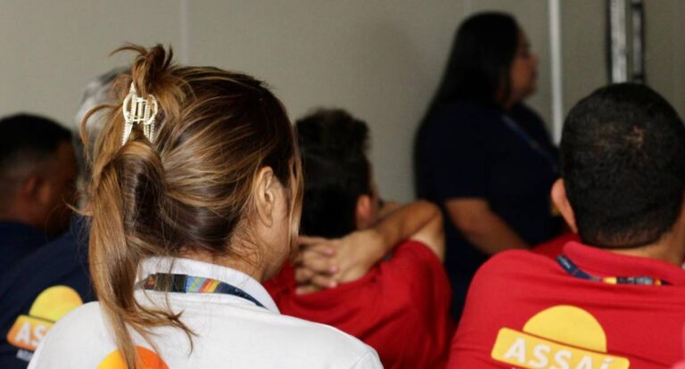 Semtran realiza palestra de mobilidade urbana em rede de supermercado - News Rondônia