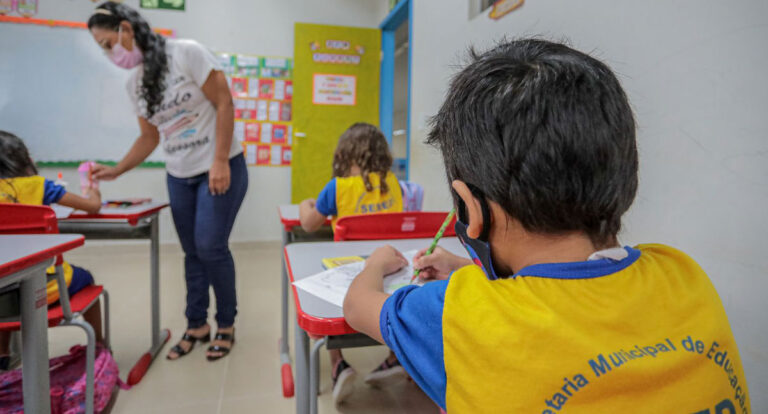 Matrículas na rede municipal de ensino encerram no próximo dia 10 de janeiro - News Rondônia