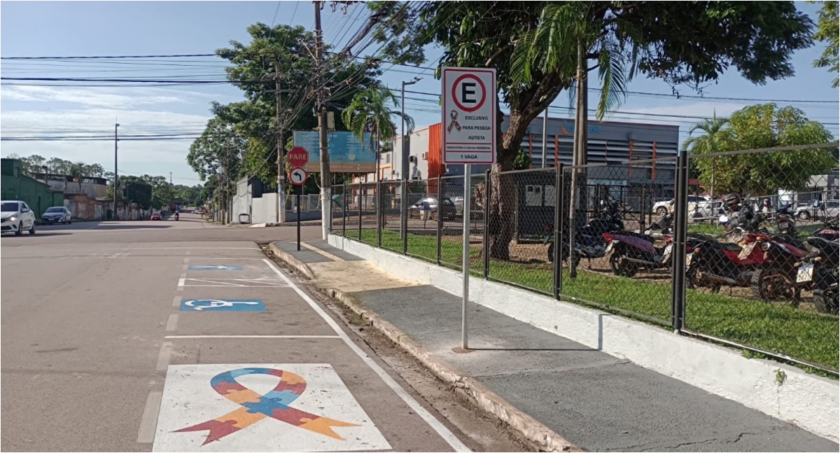 Prefeitura segue sinalizando vagas exclusivas de estacionamento para pessoas com transtorno do espectro autista (TEA), PcD e idosos - News Rondônia