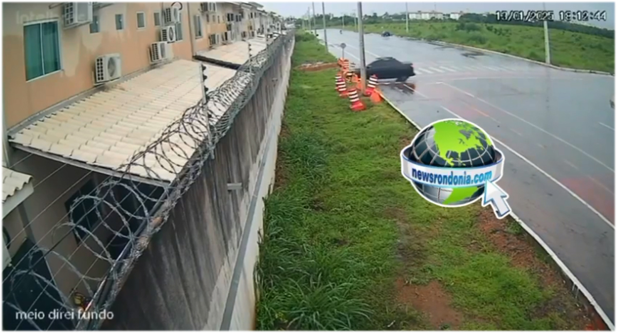 Câmera registra carro invadindo muro de condomínio em Porto Velho