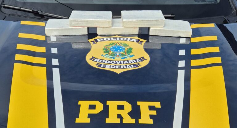 Em Porto Velho, PRF apreende cloridrato de cocaína sendo transportado em ônibus