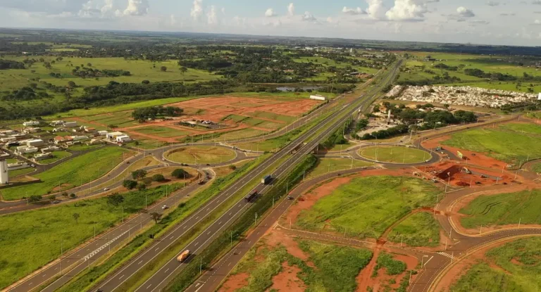 BNDES prevê até R$ 30 bilhões para concessões de rodovias em 2025