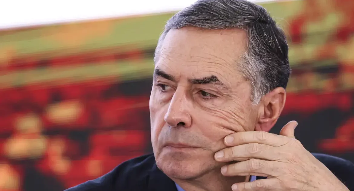 Barroso diz que não é justo criticar STF por cumprir Constituição