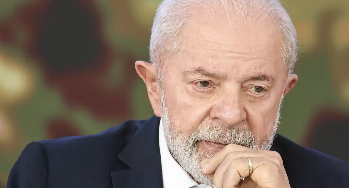 Lula diz que ampliação da faixa de isenção do IR é justiça social