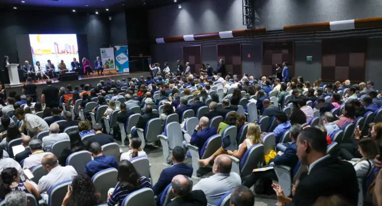 Prefeitos buscam apoio contra mudanças climáticas