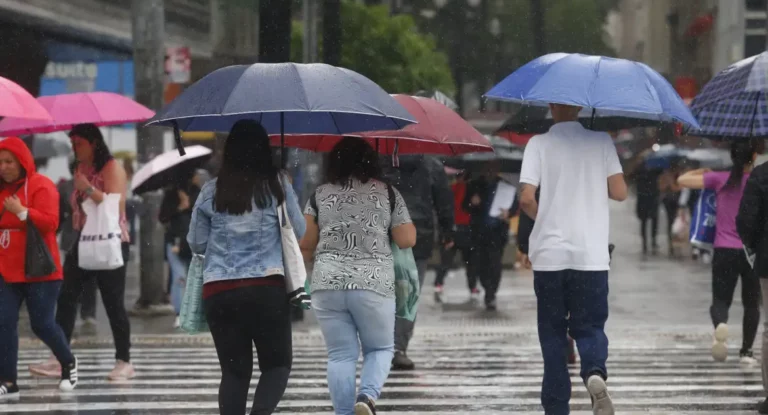 Inmet faz alerta de chuvas intensas para região Norte e Maranhão