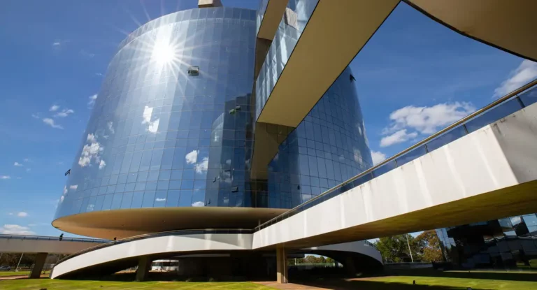 PGR: Bolsonaro liderou "longa construção criminosa"