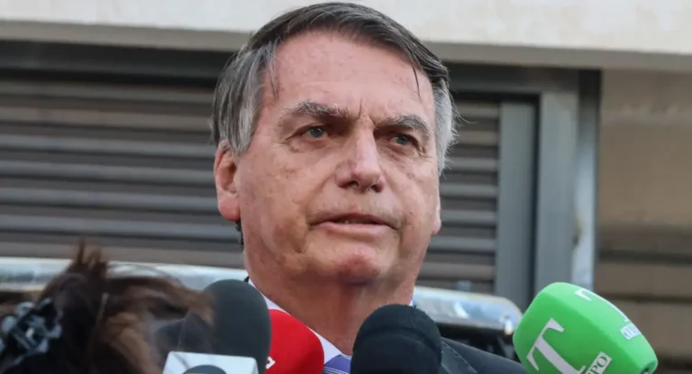 Advogados de Bolsonaro pedem 83 dias para apresentar defesa ao Supremo