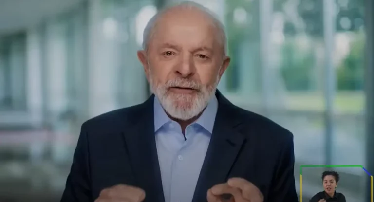 Lula anuncia parcela do Pé-de-Meia e ampliação do Farmácia Popular