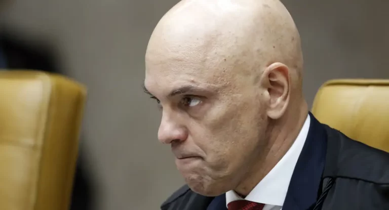 Bolsonaro volta a pedir prazo de 83 dias para apresentar defesa
