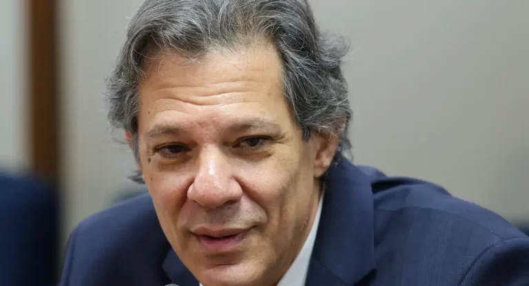 Mercado financeiro está mais tenso do que em outros tempos, diz Haddad