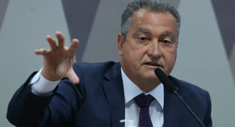 Rui Costa descarta “medida excepcional” para impulsionar economia