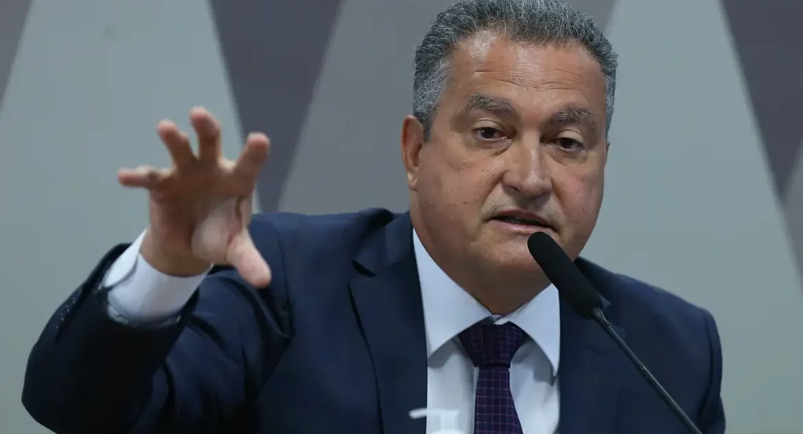 Rui Costa descarta “medida excepcional” para impulsionar economia