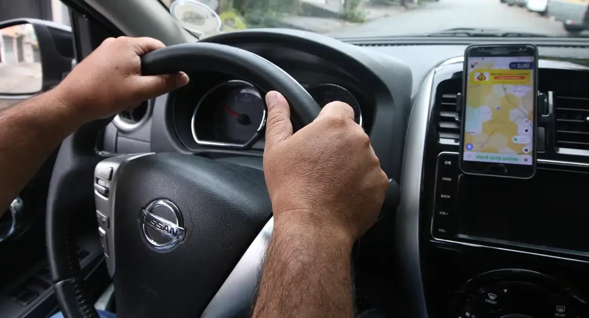 Justiça extingue ação em que Uber deve reconhecer vínculo empregatício