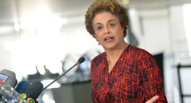 Dilma recebe alta do hospital e retoma presidência do banco do Brics