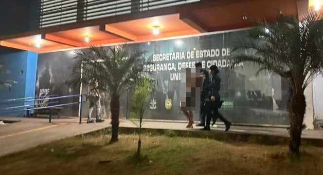 Homem é preso após esfaquear vizinho por motivo passional