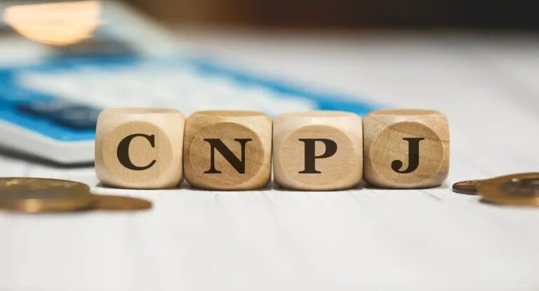 Gestores devem criar um CNPJ específico para a educação