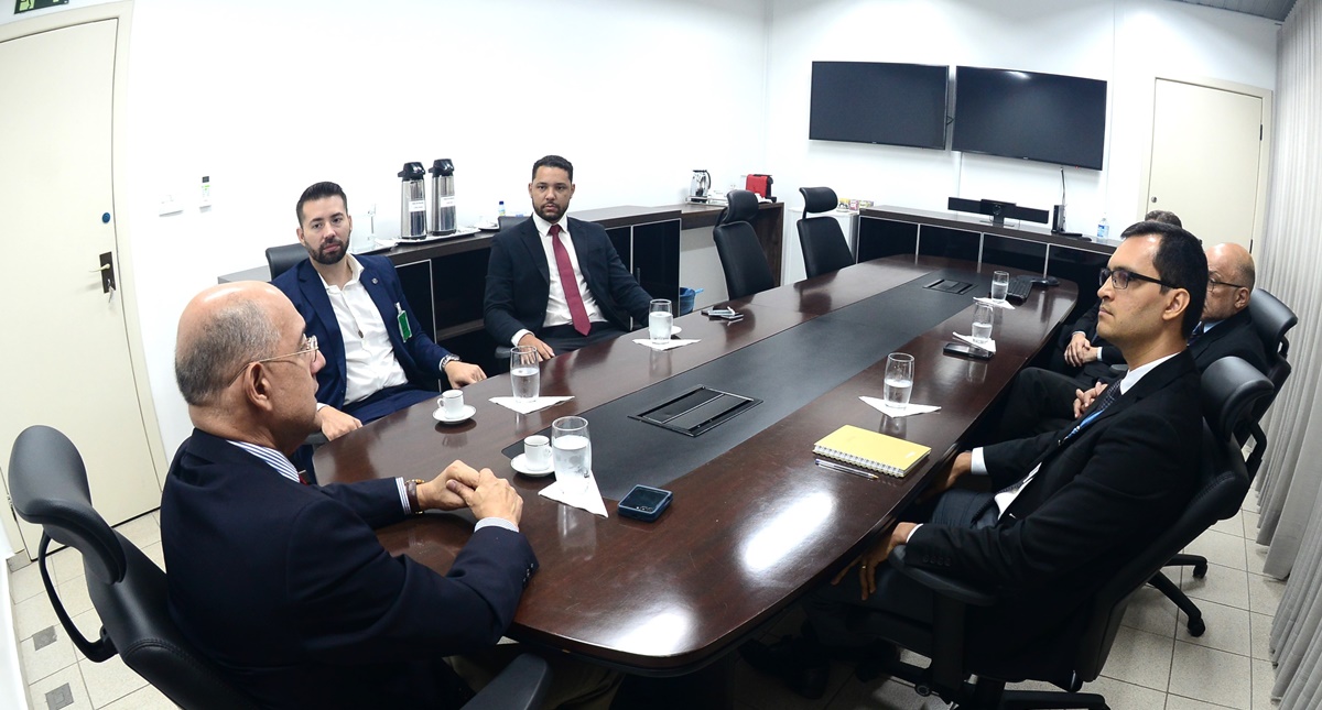 TRT-14 e AGU reforçam parceria em encontro institucional - News Rondônia
