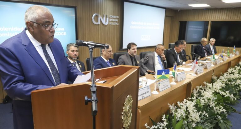 Defesa da democracia e união dos Poderes marcam a posse do corregedor do TJRO na presidência do CCOGE - News Rondônia