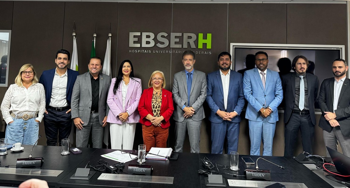 Deputada Cristiane Lopes participa de reunião na EBSERH para viabilizar Hospital Universitário em Porto Velho - News Rondônia
