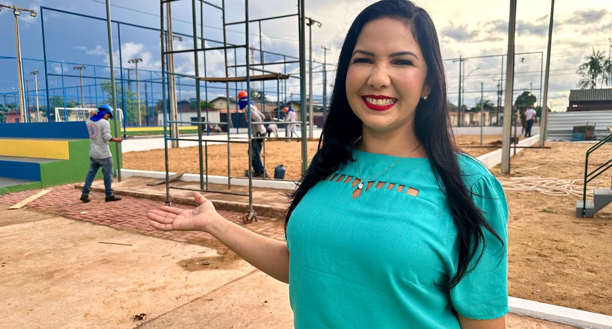 Cristiane Lopes acompanha fase final da revitalização do Campo do Abobrão e destaca investimento de R$ 3 milhões para a obra - News Rondônia