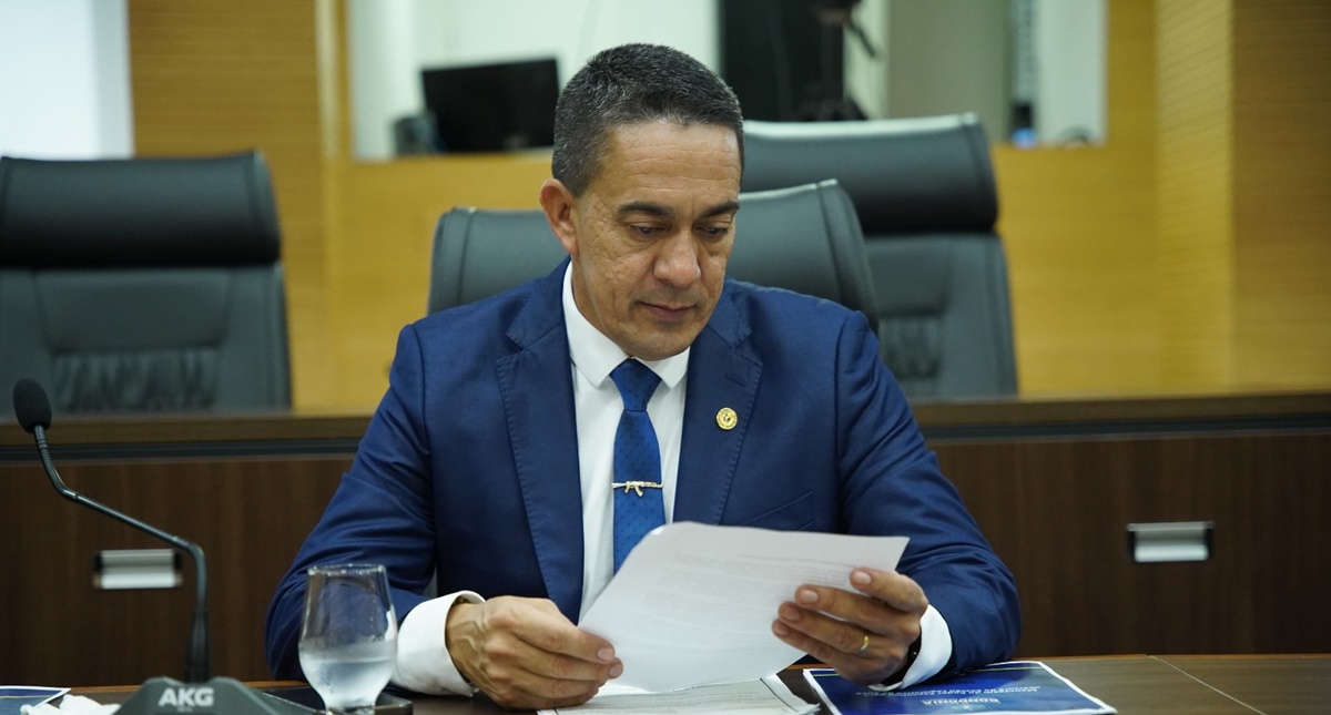 Deputado Eyder Brasil tem Voto de Louvor aprovado para policiais que combateram facção criminosa - News Rondônia