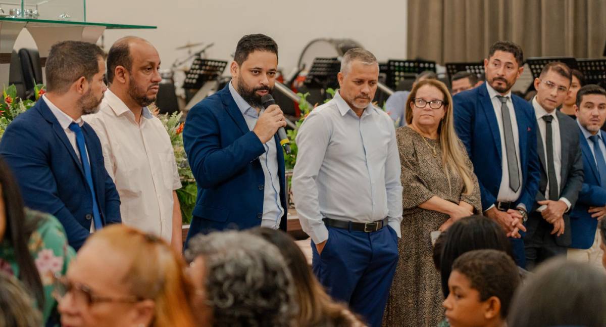 Encontro com profissionais da Educação relembra ação imediata para proteger frota e anuncia aquisição de novos veículos - News Rondônia