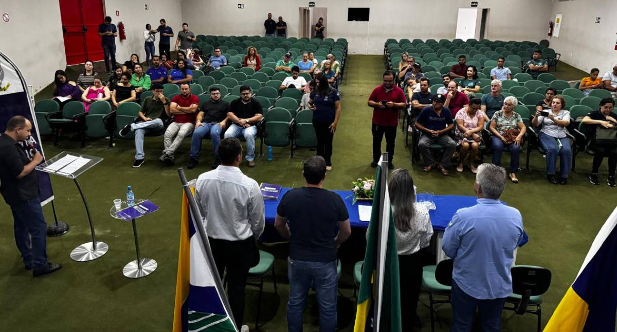 Governo de RO formaliza a entrega de títulos definitivos de propriedades em Pimenta Bueno