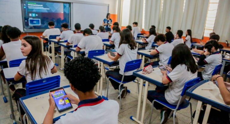 O ano letivo de 2025 na Rede Estadual de Ensino de Rondônia começa nesta segunda-feira, dia 10