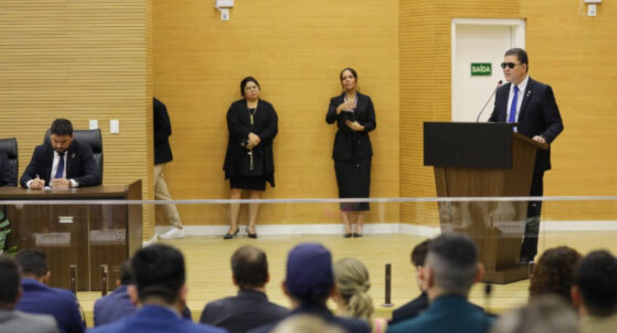 Governo de RO fortalece cooperação entre os poderes durante a posse da nova Mesa Diretora da Assembleia Legislativa - News Rondônia Governo de RO fortalece cooperação entre os poderes durante a posse da nova Mesa Diretora da Assembleia Legislativa - News Rondônia
