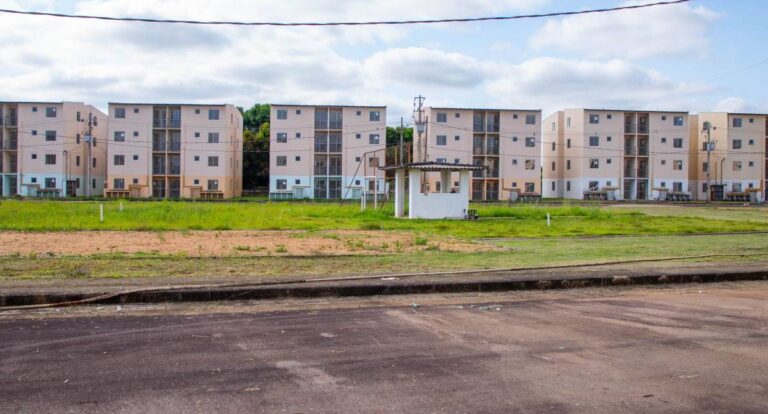 PORTO FINO: Prefeitura de Porto Velho convoca os beneficiários para comparecerem à Caixa Econômica e assinarem o contrato - News Rondônia