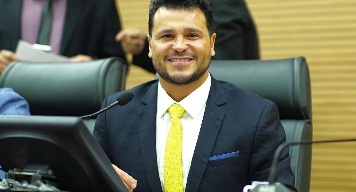 Dep. Marcelo Cruz faz requerimento convocando secretário da Sejucel - News Rondônia
