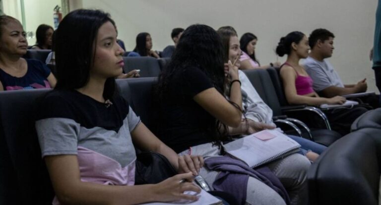 Matrículas para curso preparatório do Enem têm início hoje - News Rondônia