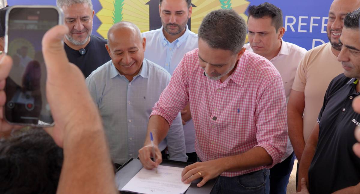 O prefeito autoriza o início da construção de uma quadra sintética no Morar Melhor - News Rondônia O prefeito autoriza o início da construção de uma quadra sintética no Morar Melhor - News Rondônia