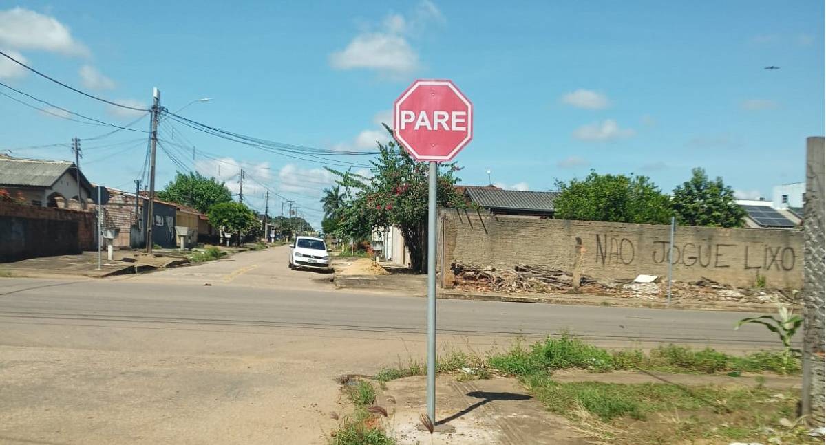 Prefeitura atende pedidos de moradores e sinaliza cruzamento no Conjunto Buritis, na zona Leste de Porto Velho - News Rondônia