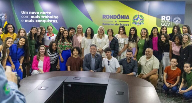 Valorização dos Profissionais da Educação de Rondônia é fortalecida pelo governador Marcos Rocha