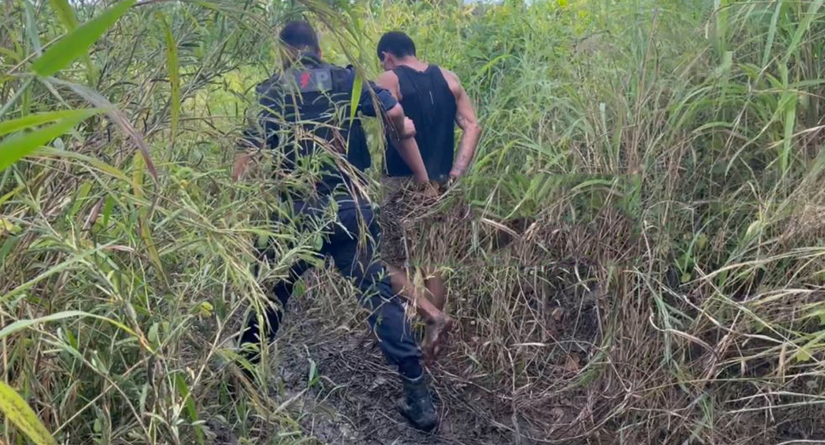 Homem é morto e tem cabeça decapitada na Estrada Velha