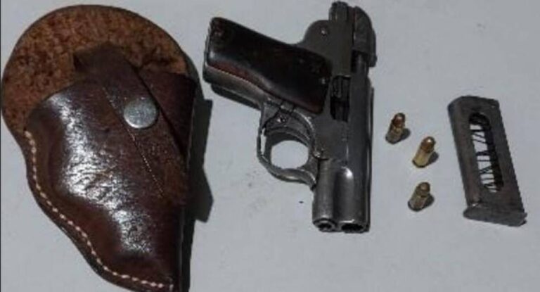 Homem é preso após ameaçar matar próprio filho com tiros de pistola