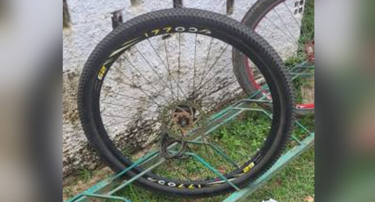 Suspeito rouba bicicleta e deixa só o pneu, em Vilhena